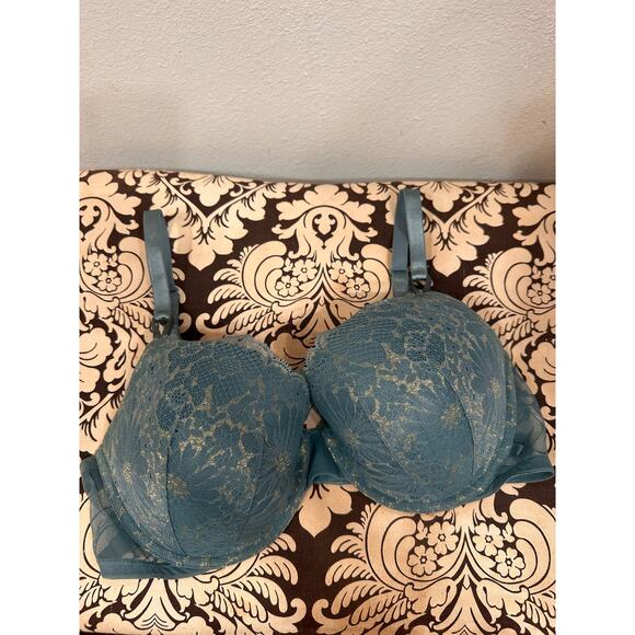 Victoria’s Secret lined Demi teal lace bra - Picture 1 of 3